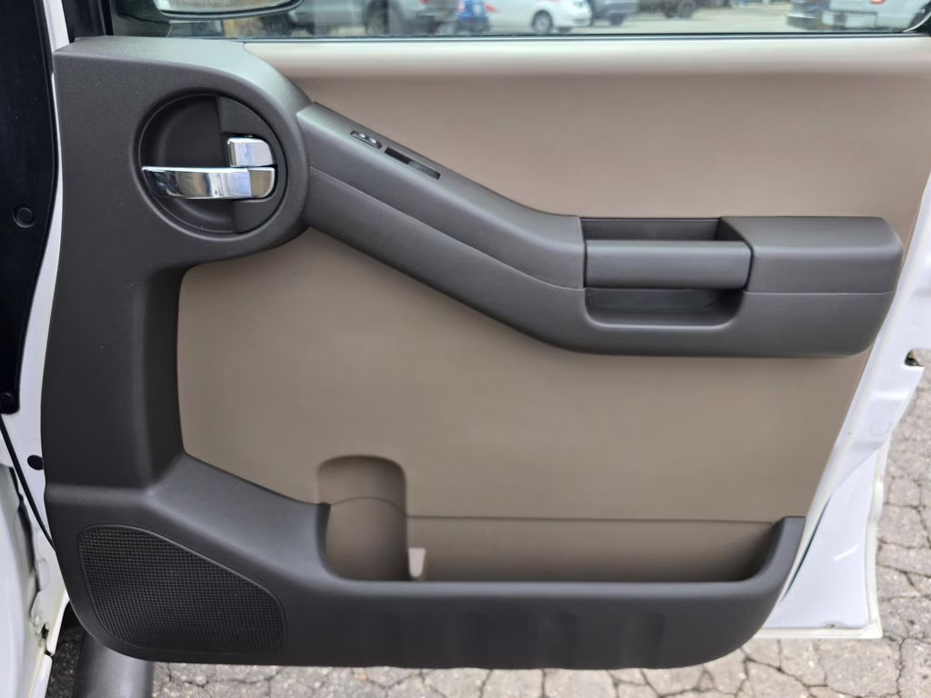 2008 Avalanche Nissan Xterra S 4X4 SUV