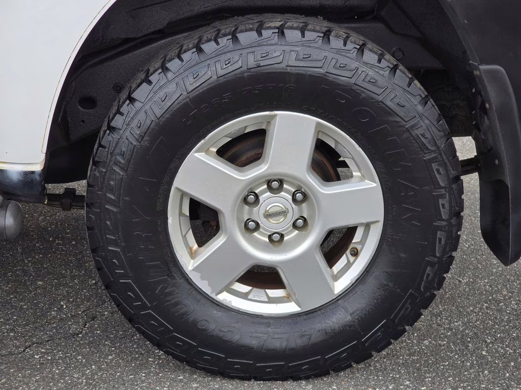 2008 Avalanche Nissan Xterra S 4X4 SUV