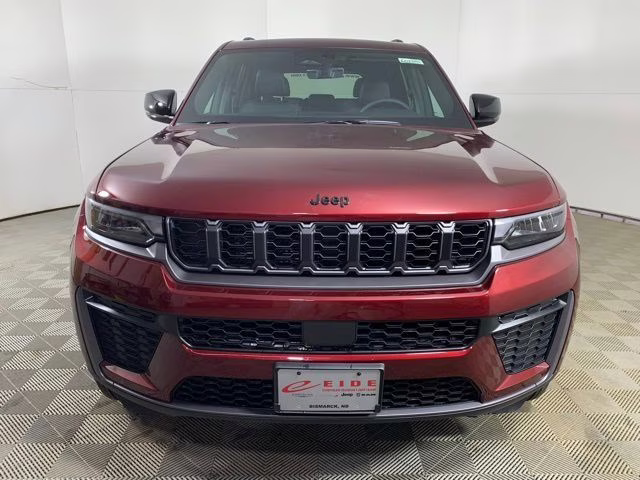 2026 Velvet Red Pearlcoat Jeep Grand Cherokee Altitude 4X4 SUV
