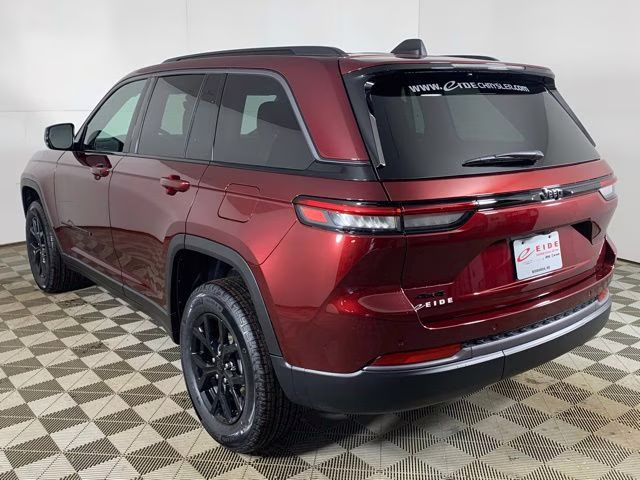 2026 Velvet Red Pearlcoat Jeep Grand Cherokee Altitude 4X4 SUV