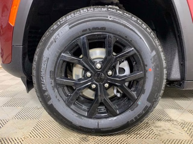 2026 Velvet Red Pearlcoat Jeep Grand Cherokee Altitude 4X4 SUV