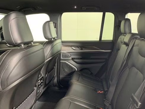 2026 Velvet Red Pearlcoat Jeep Grand Cherokee Limited 4X4 SUV