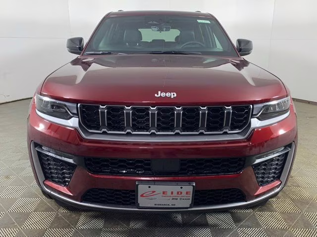 2026 Velvet Red Pearlcoat Jeep Grand Cherokee Limited 4X4 SUV