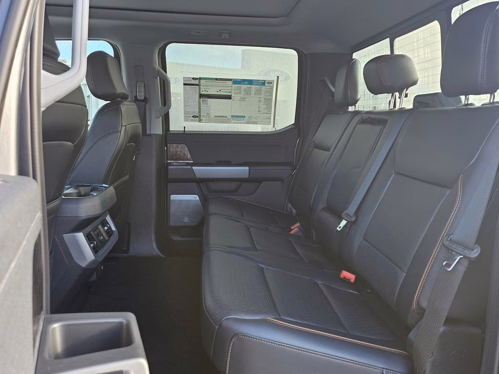 2025 Carbonized Gray Metallic Ford Super Duty F-350 SRW Lariat 4X4 Truck