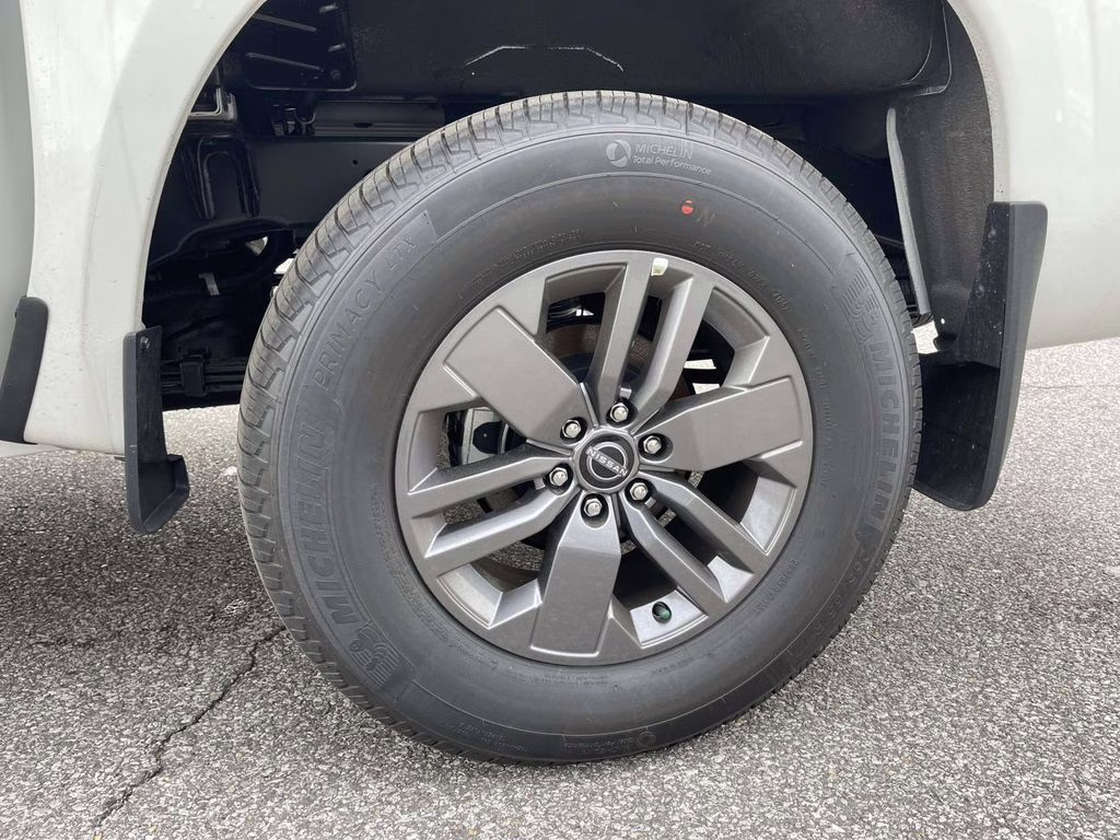 2026 Glacier White Nissan Frontier SV 4X4 Truck