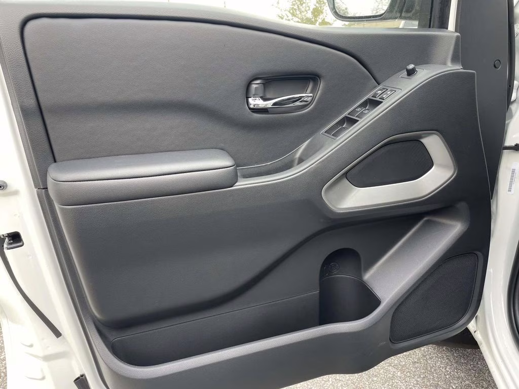 2026 Glacier White Nissan Frontier SV 4X4 Truck