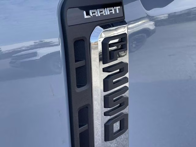 2026 Gray Metallic Ford Super Duty F-250 SRW Lariat 4X4 Truck