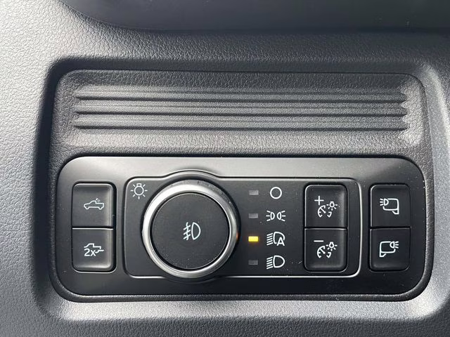 2026 Gray Metallic Ford Super Duty F-250 SRW Lariat 4X4 Truck