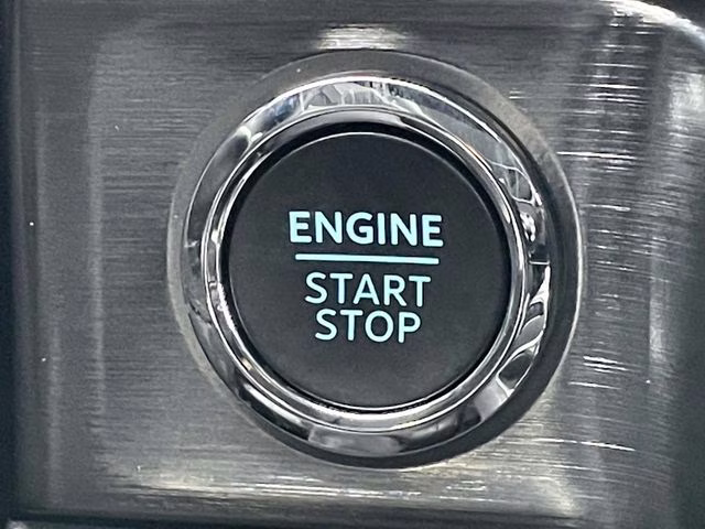 2026 Gray Metallic Ford Super Duty F-250 SRW Lariat 4X4 Truck