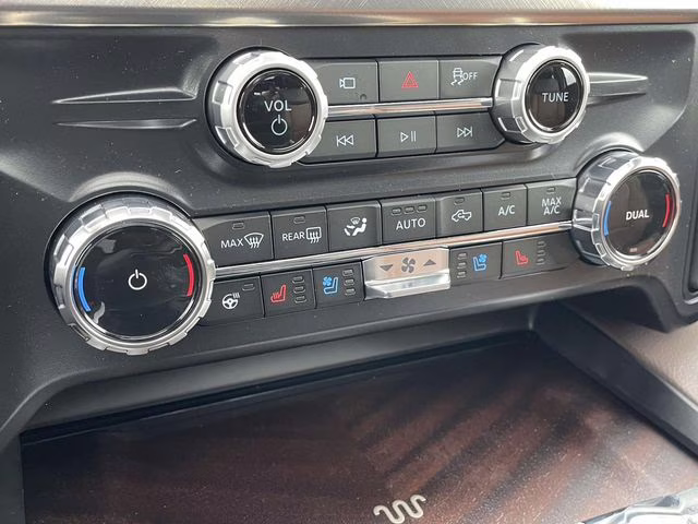 2026 White Metallic Ford Super Duty F-350 SRW King Ranch 4X4 Truck