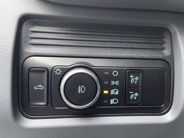 2026 Oxford White Ford Super Duty F-350 SRW XL 4X4 Truck