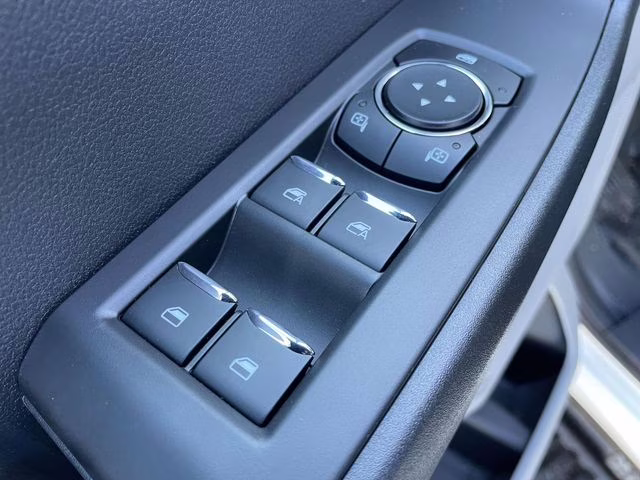 2026 Oxford White Ford Super Duty F-350 SRW XL 4X4 Truck