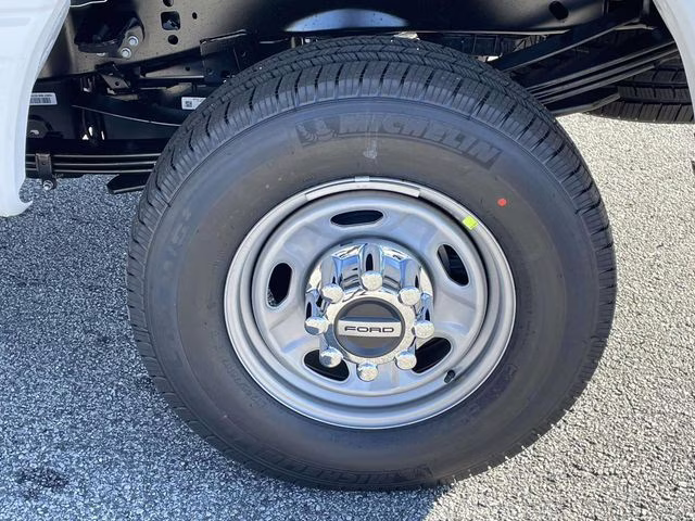 2026 Oxford White Ford Super Duty F-350 SRW XL 4X4 Truck