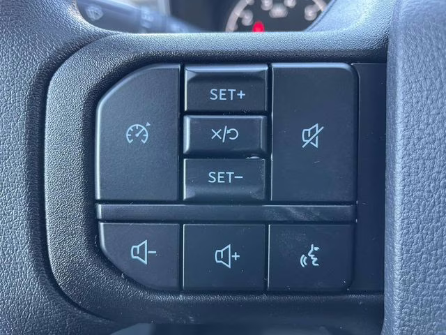 2026 Oxford White Ford Super Duty F-350 SRW XL 4X4 Truck