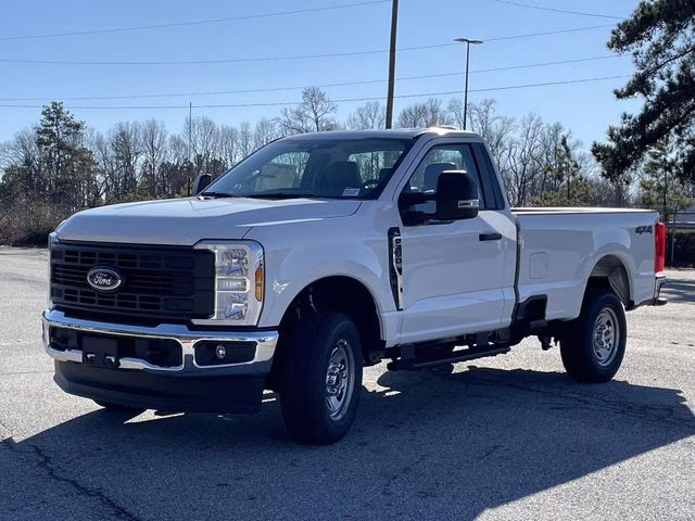 2026 Oxford White Ford Super Duty F-350 SRW XL 4X4 Truck