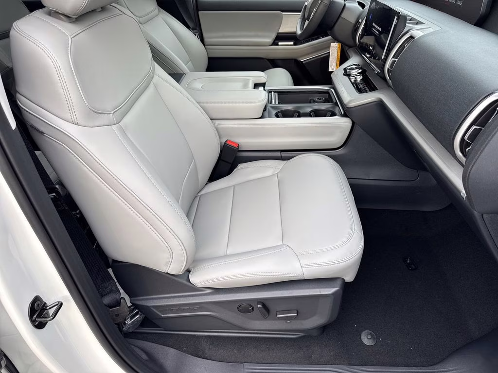 2026 White Metallic Ford Expedition Max Active RWD SUV