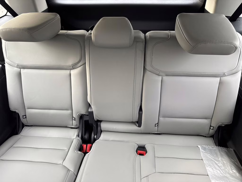 2026 White Metallic Ford Expedition Max Active RWD SUV