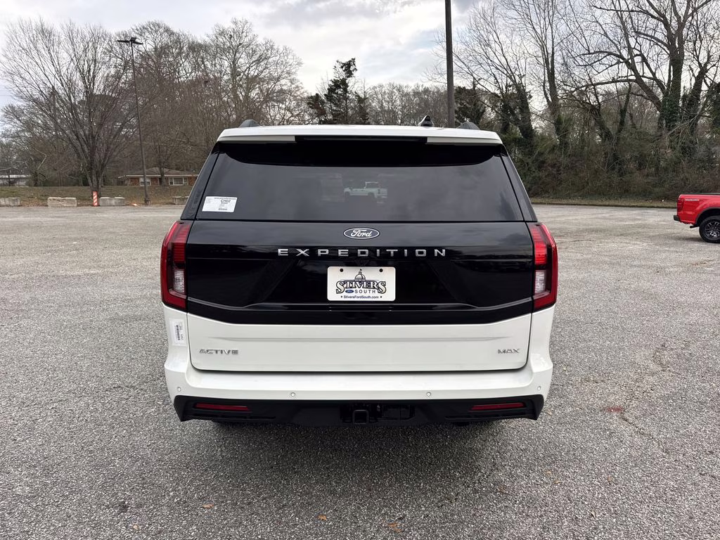 2026 White Metallic Ford Expedition Max Active RWD SUV