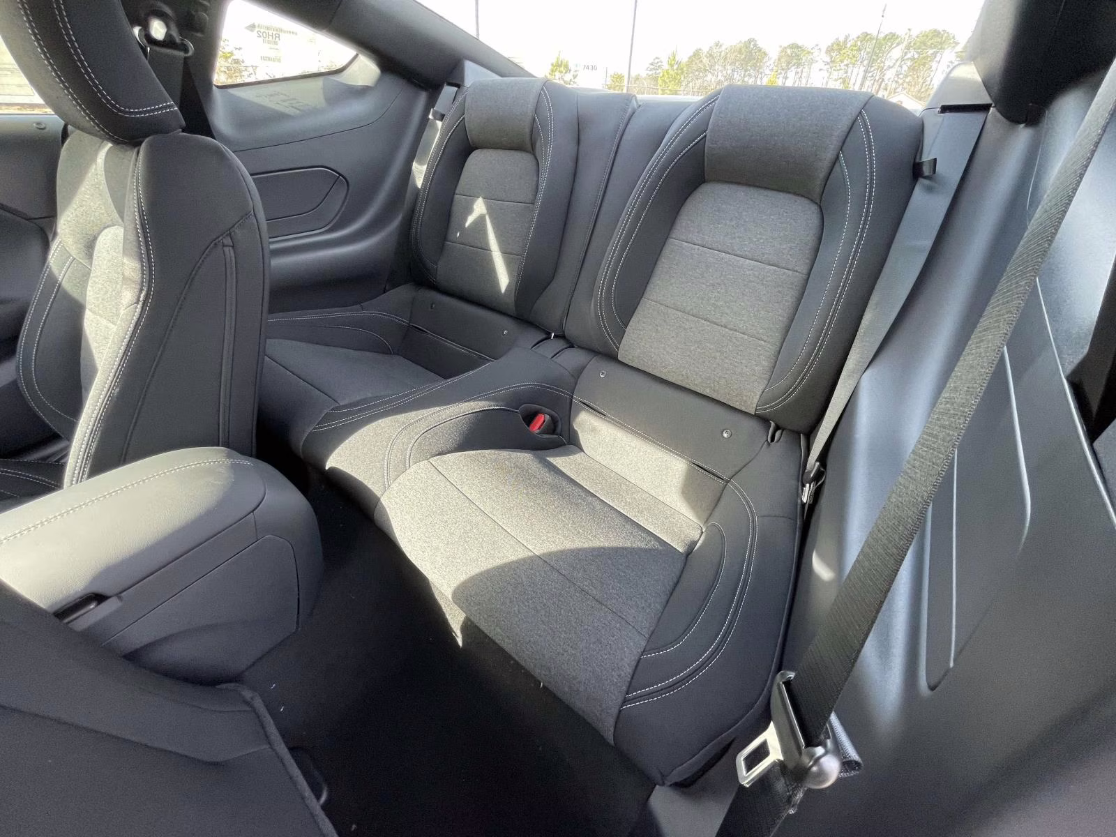 2026 Oxford White Ford Mustang GT RWD Coupe