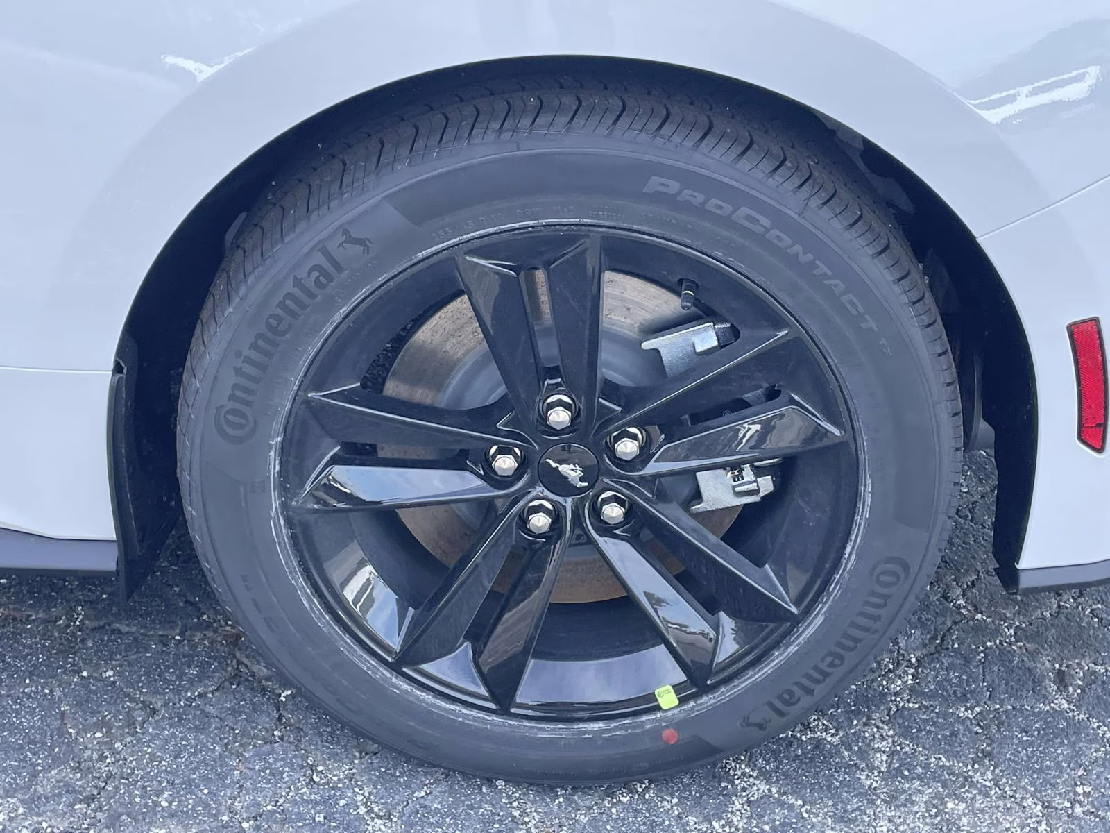 2026 Oxford White Ford Mustang GT RWD Coupe