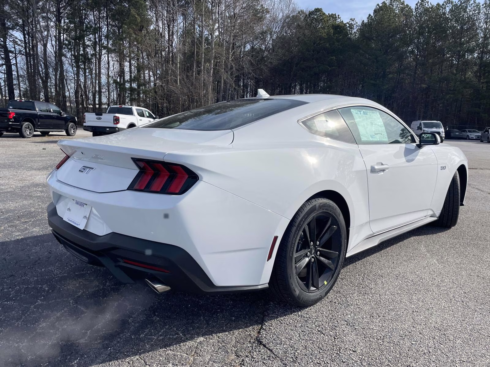 2026 Oxford White Ford Mustang GT RWD Coupe