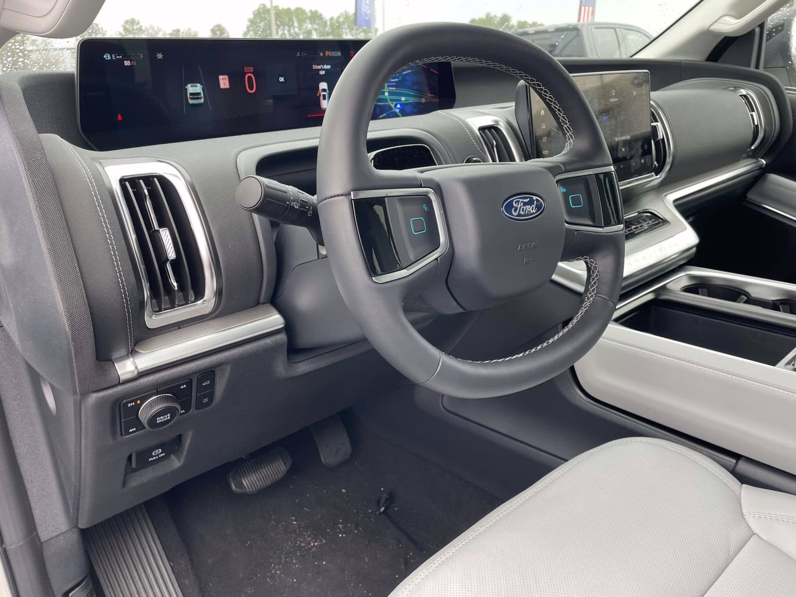 2026 White Metallic Ford Expedition Max Platinum 4X4 SUV