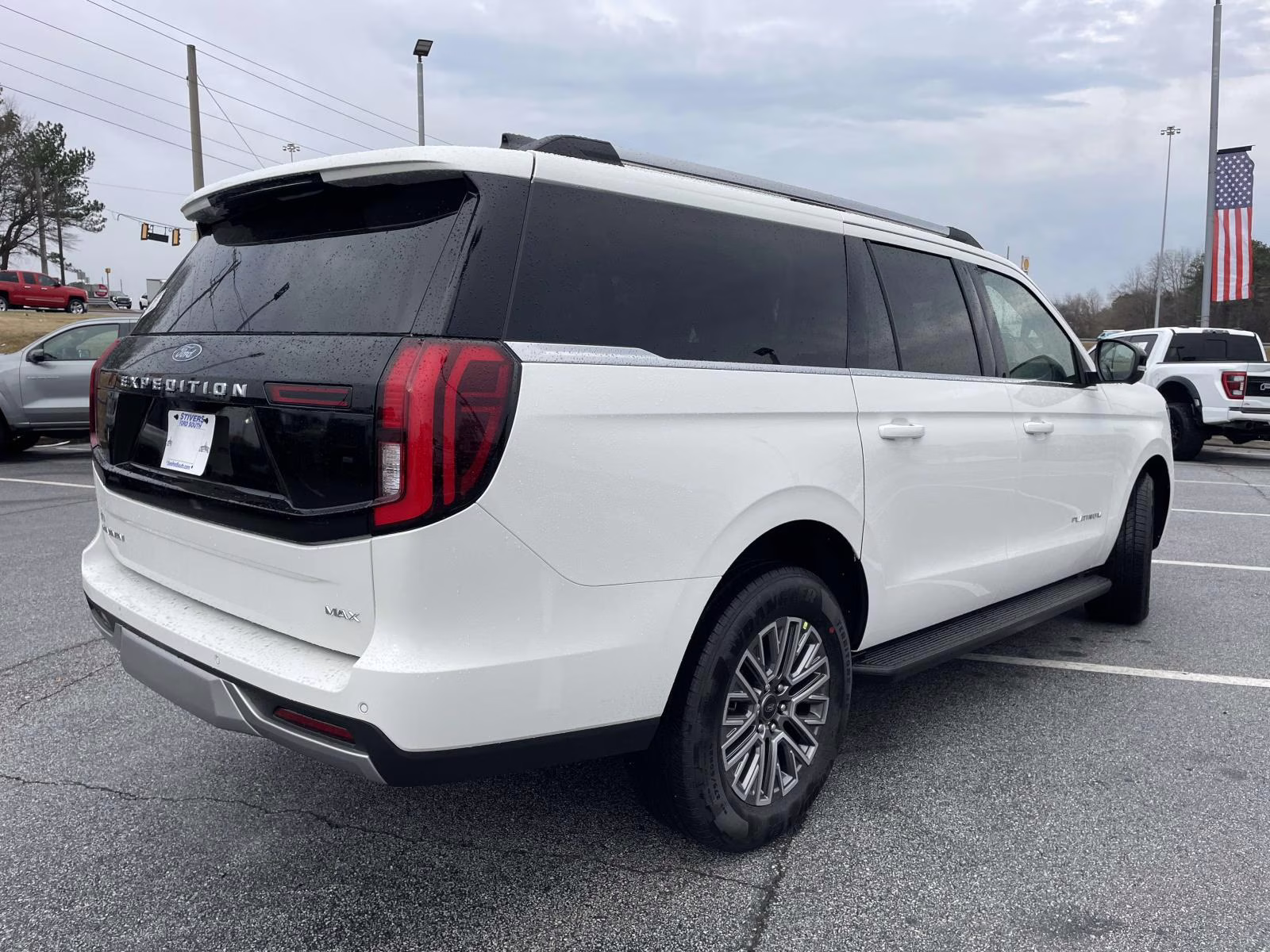 2026 White Metallic Ford Expedition Max Platinum 4X4 SUV