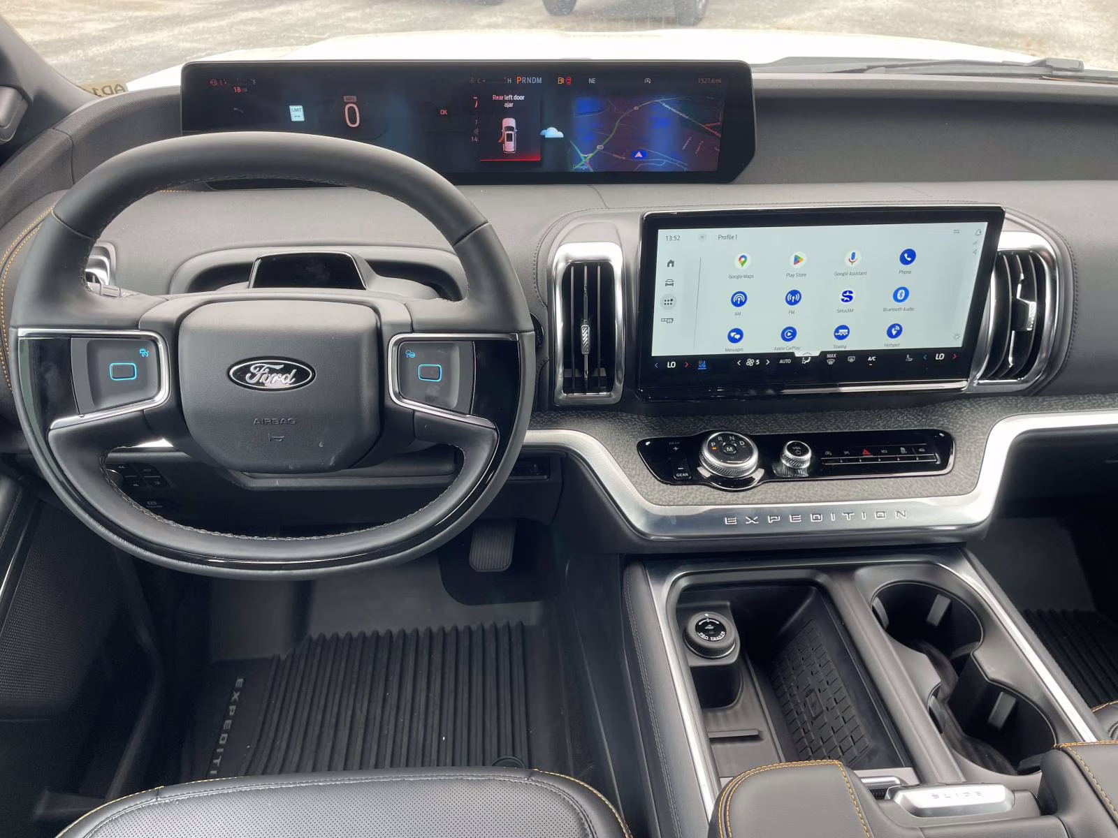 2025 Oxford White Ford Expedition Tremor 4X4 SUV