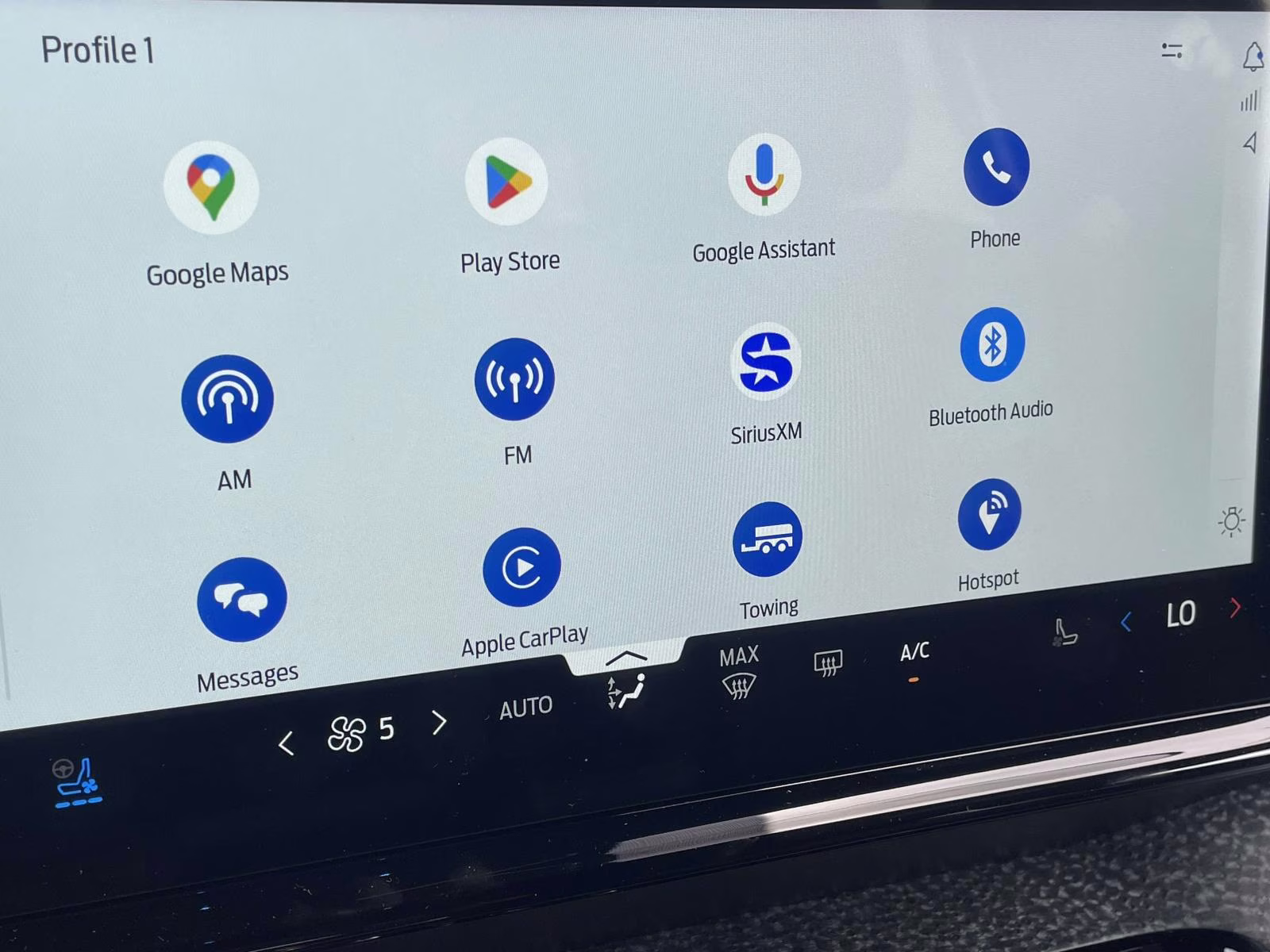 2025 Oxford White Ford Expedition Tremor 4X4 SUV