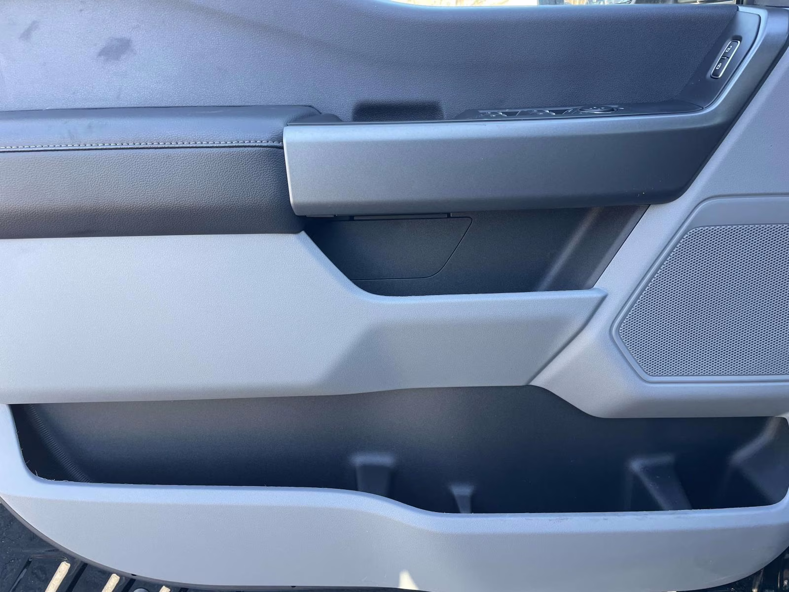 2026 Black Metallic Ford Super Duty F-250 SRW XL 4X4 Truck