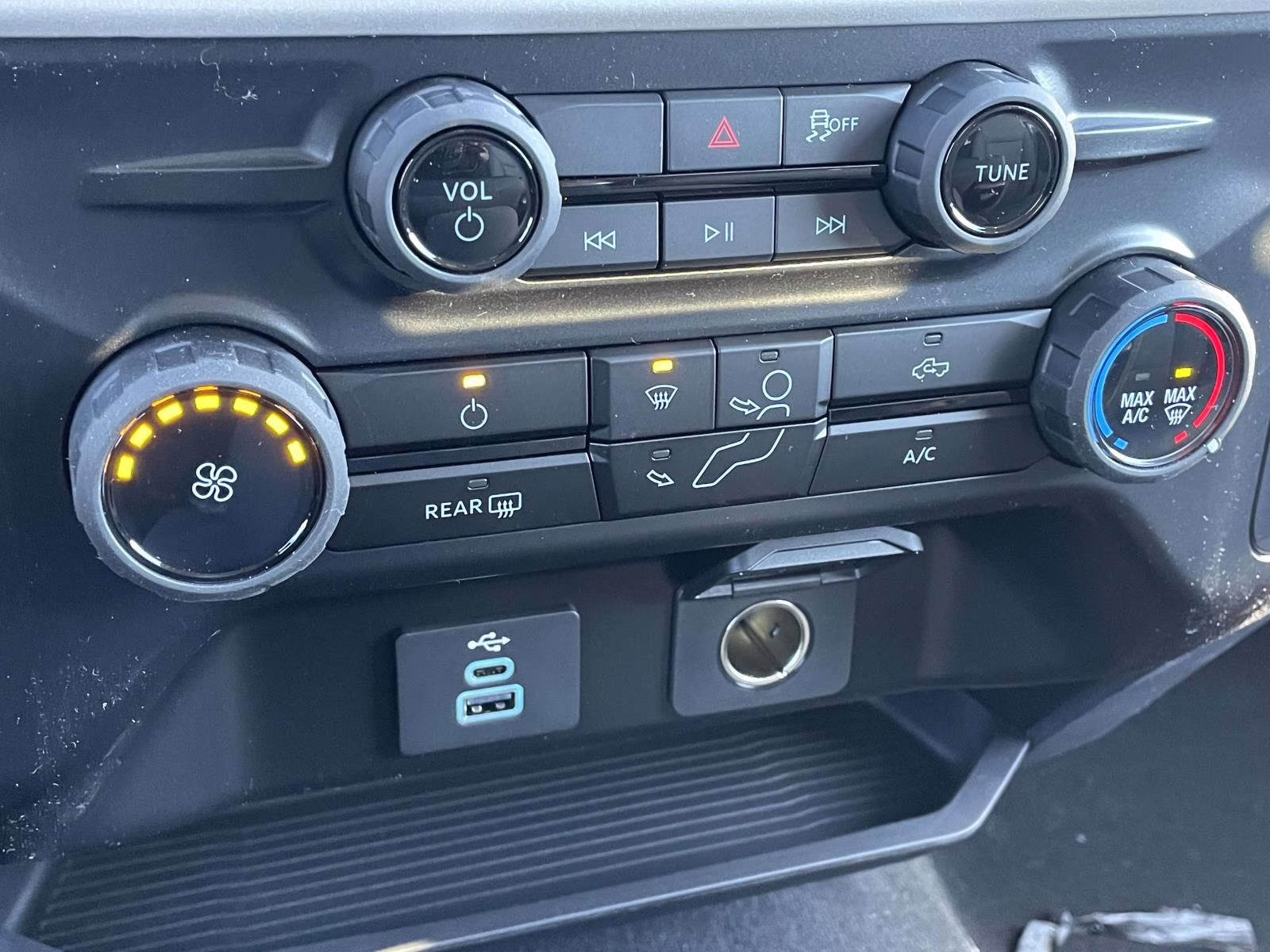 2026 Black Metallic Ford Super Duty F-250 SRW XL 4X4 Truck