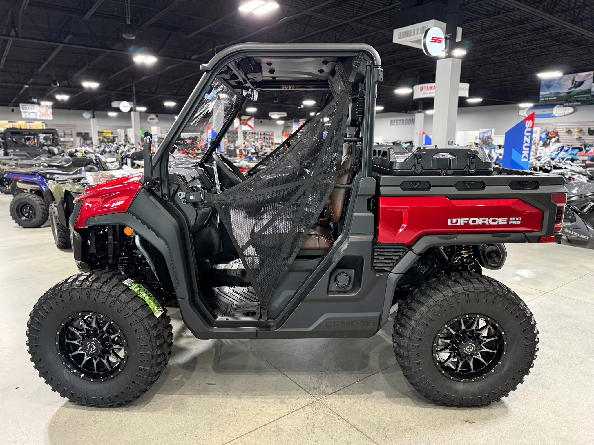 2026 RED CFMOTO UFORCE U10 Pro UTV