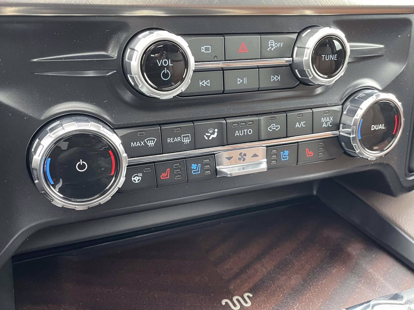 2026 White Metallic Ford Super Duty F-350 SRW King Ranch 4X4 Truck