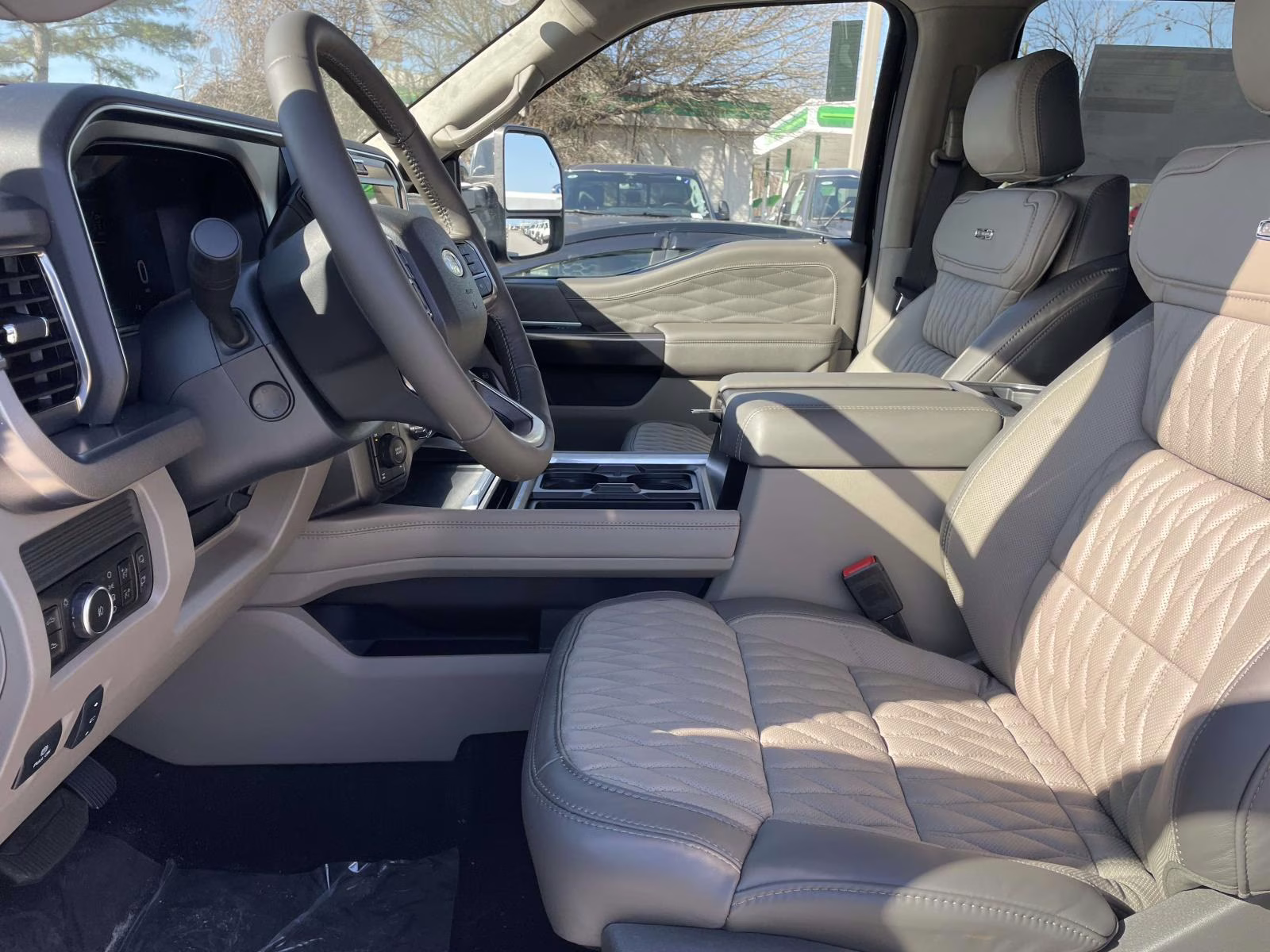 2026 Black Metallic Ford Super Duty F-350 SRW Platinum 4X4 Truck