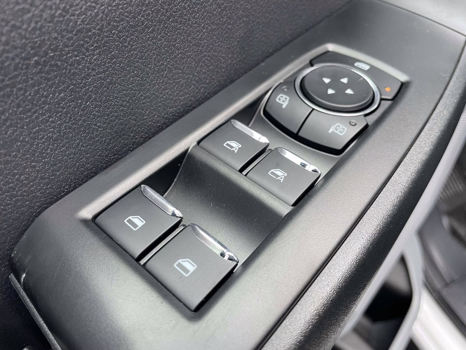 2026 Oxford White Ford Super Duty F-350 SRW XL 4X4 Truck