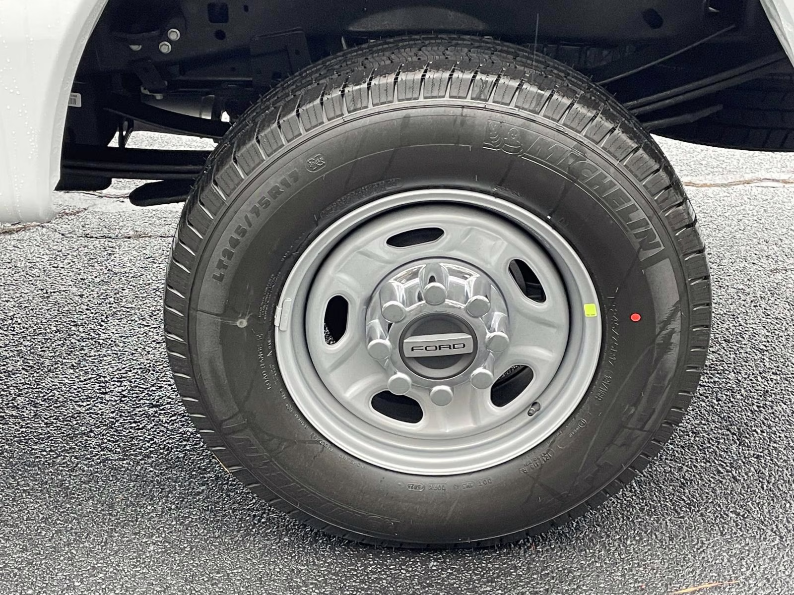 2026 Oxford White Ford Super Duty F-350 SRW XL 4X4 Truck