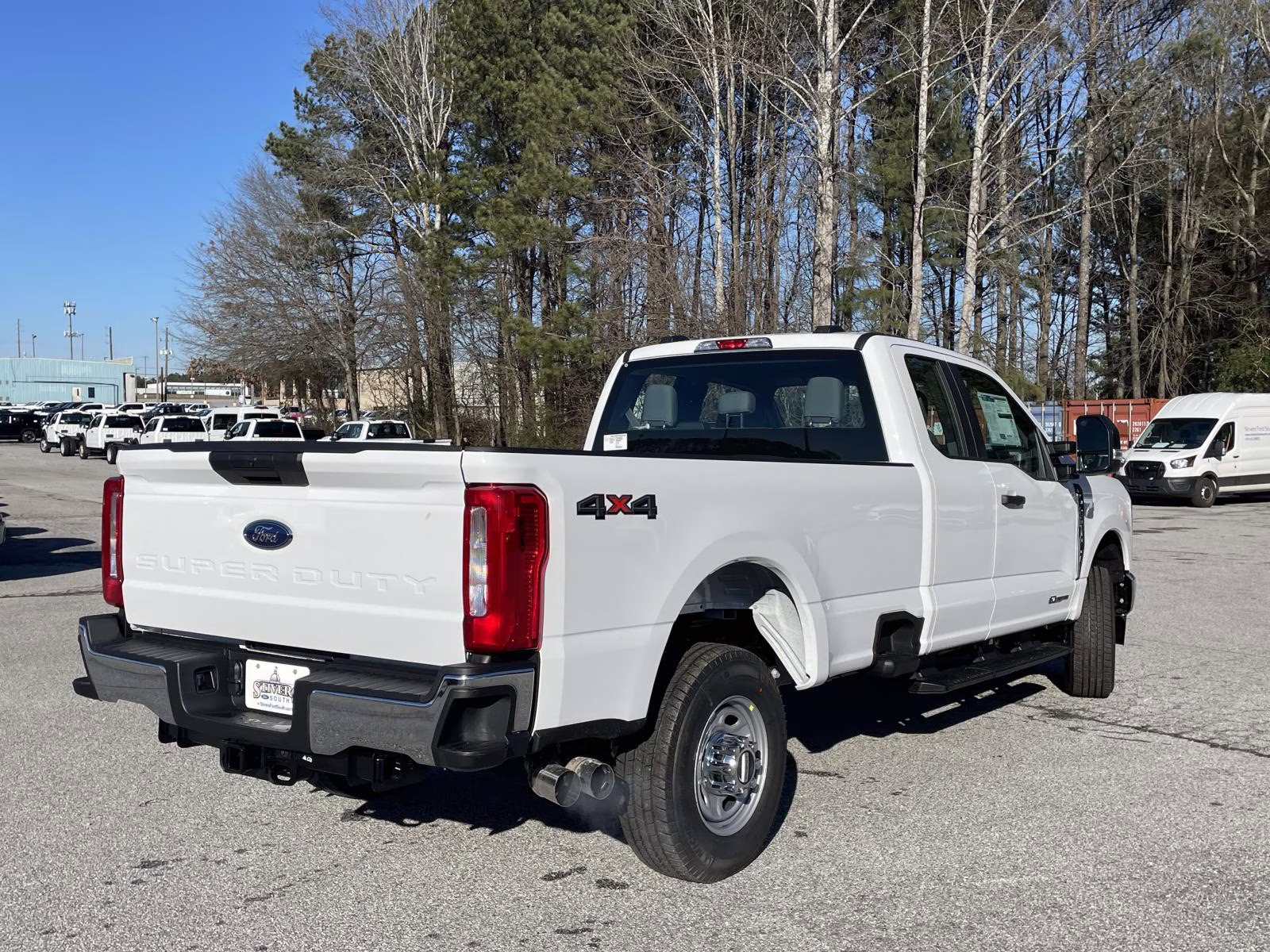 2026 Oxford White Ford Super Duty F-350 SRW XL 4X4 Truck
