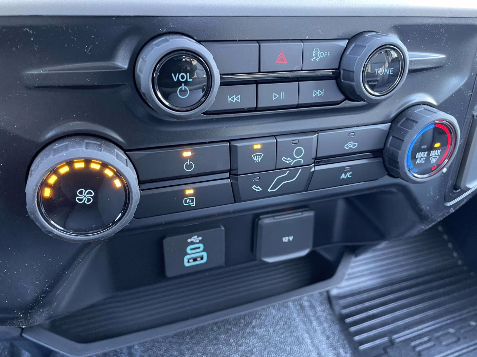 2026 Oxford White Ford Super Duty F-350 SRW XL 4X4 Truck