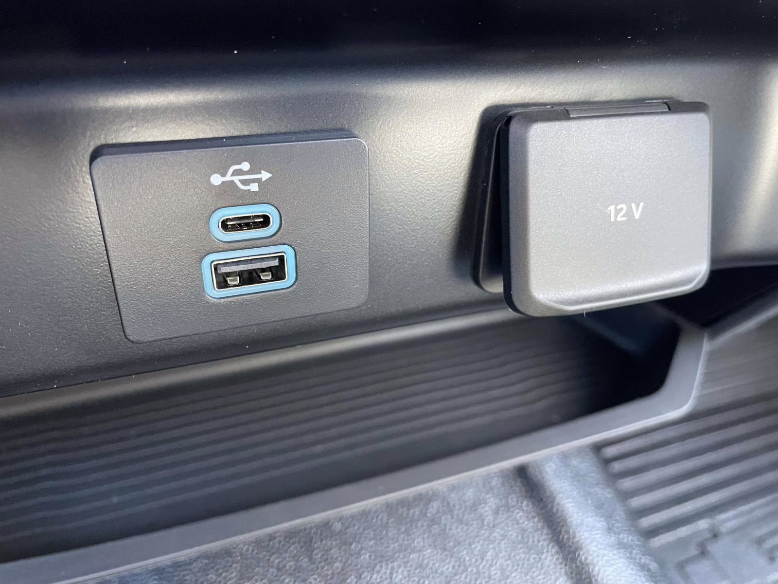 2026 Oxford White Ford Super Duty F-350 SRW XL 4X4 Truck