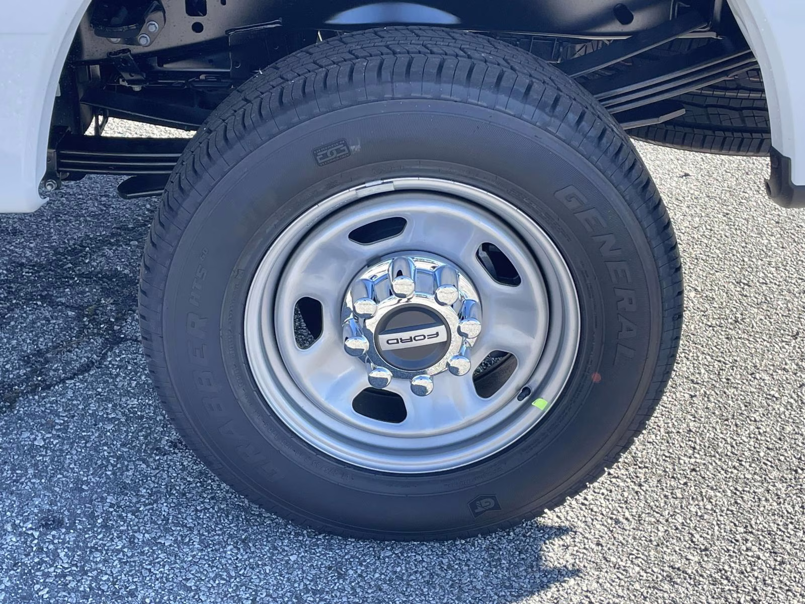 2026 Oxford White Ford Super Duty F-350 SRW XL 4X4 Truck