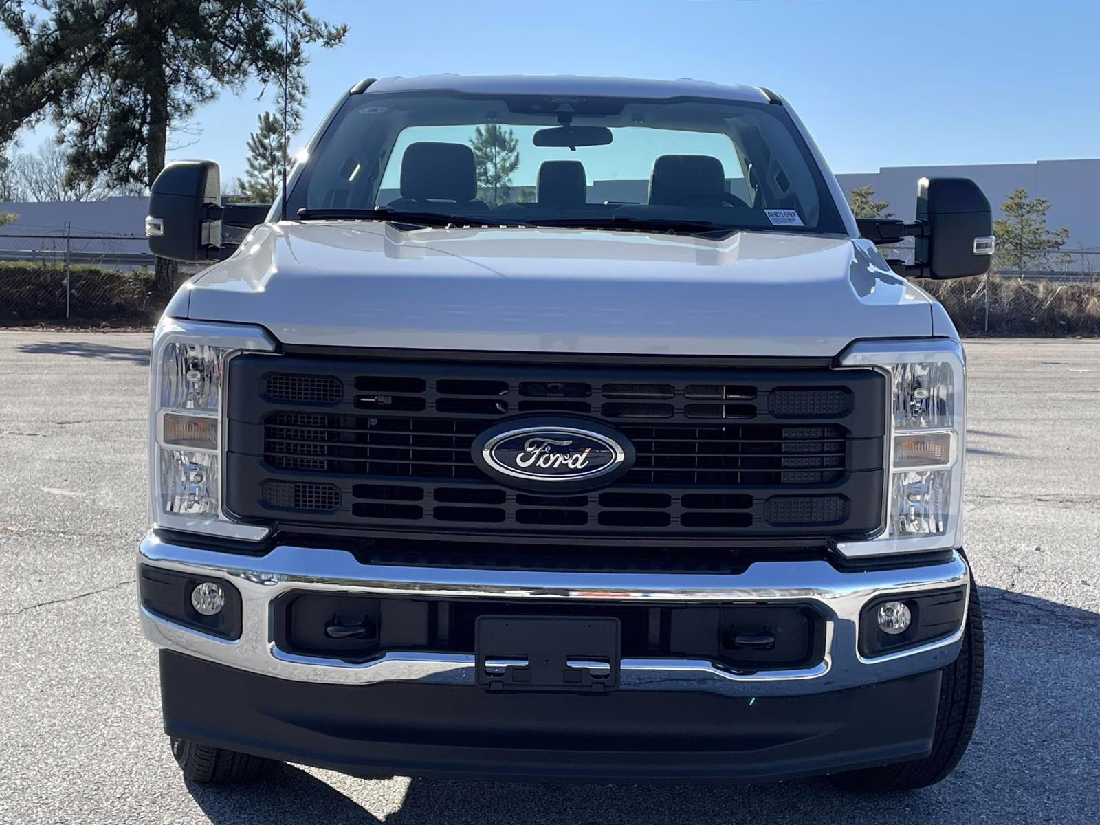 2026 Oxford White Ford Super Duty F-350 SRW XL 4X4 Truck