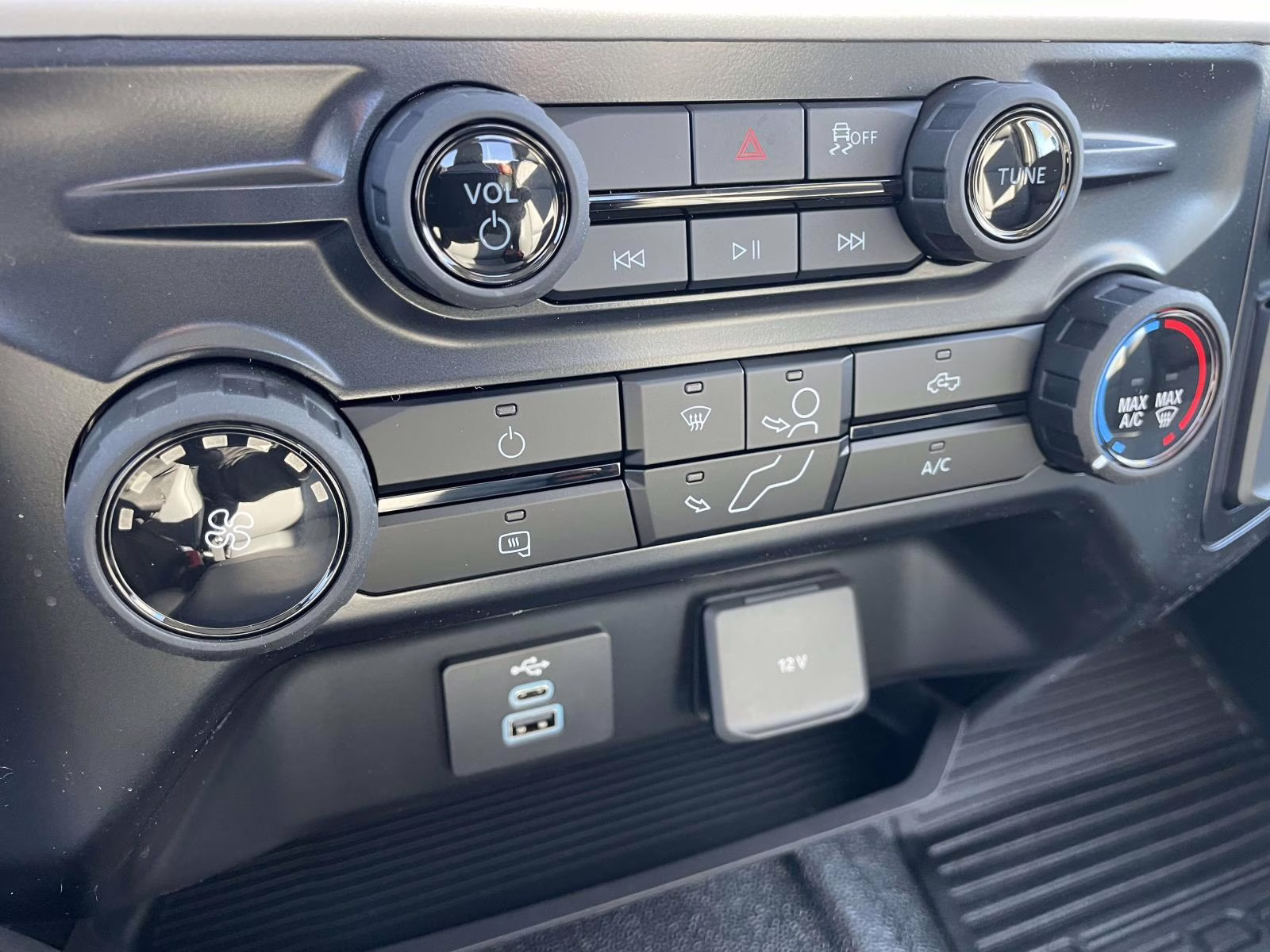 2026 Oxford White Ford Super Duty F-350 SRW XL 4X4 Truck