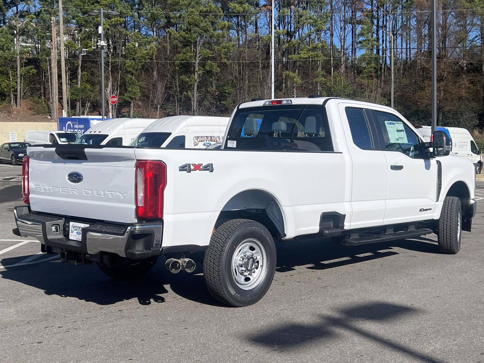 2026 Oxford White Ford Super Duty F-250 SRW XL 4X4 Truck