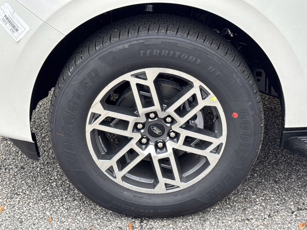 2026 White Metallic Ford Expedition Max Active RWD SUV