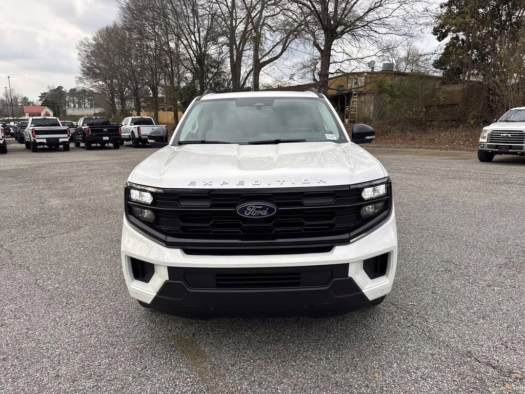 2026 White Metallic Ford Expedition Max Active RWD SUV