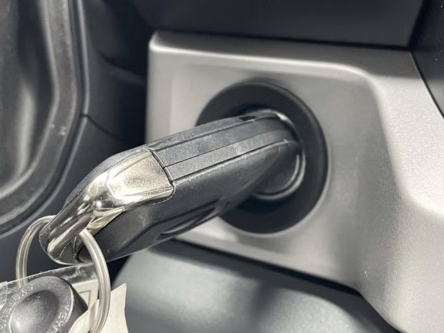 2026 Oxford White Ford Super Duty F-550 DRW XL RWD Chassis