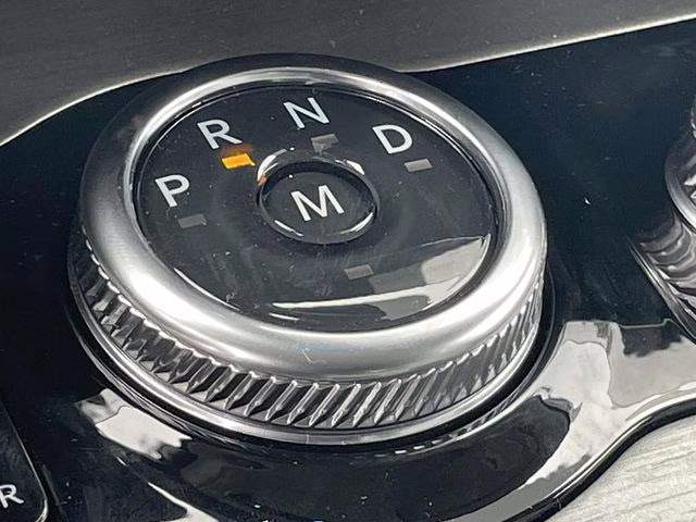 2026 White Metallic Ford Expedition Max Platinum 4X4 SUV