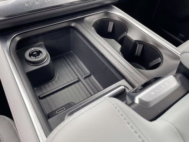 2026 White Metallic Ford Expedition Max Platinum 4X4 SUV