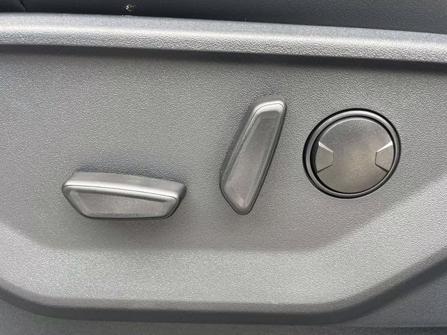 2025 Oxford White Ford Expedition Tremor 4X4 SUV