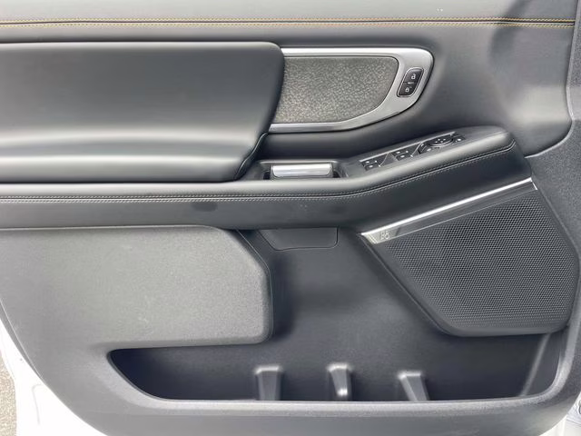 2025 Oxford White Ford Expedition Tremor 4X4 SUV